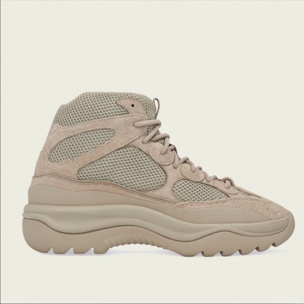 YEEZY... DSRT BOOT
